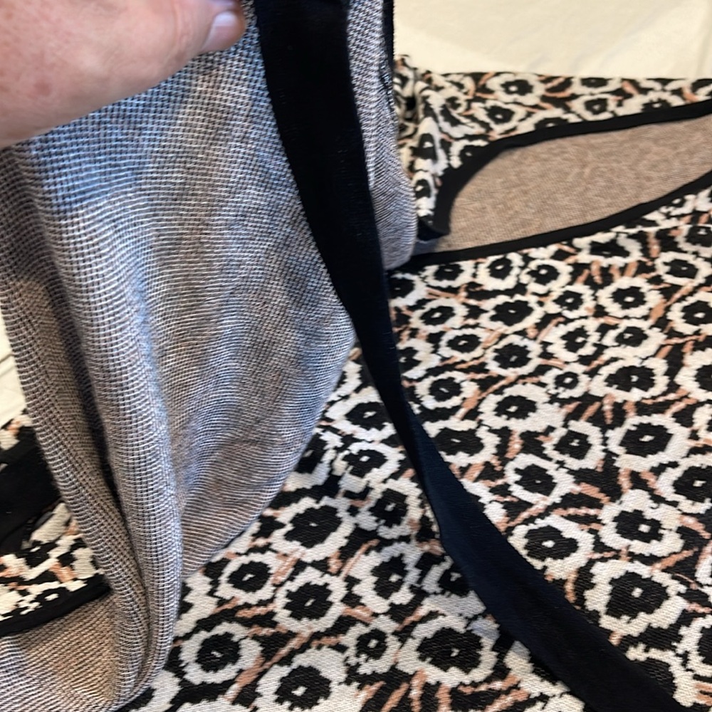 0107 Vintage DVF Leopard Print Wrap Dress SZ - Medium. Diane Von Furstenberg - Picture 9 of 10